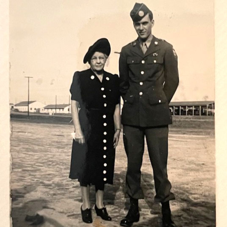 S/SGT Ralph E. Outcalt